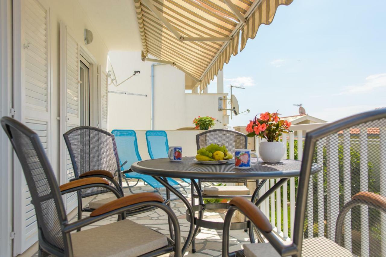 Apartments Klasan Trogir Luaran gambar