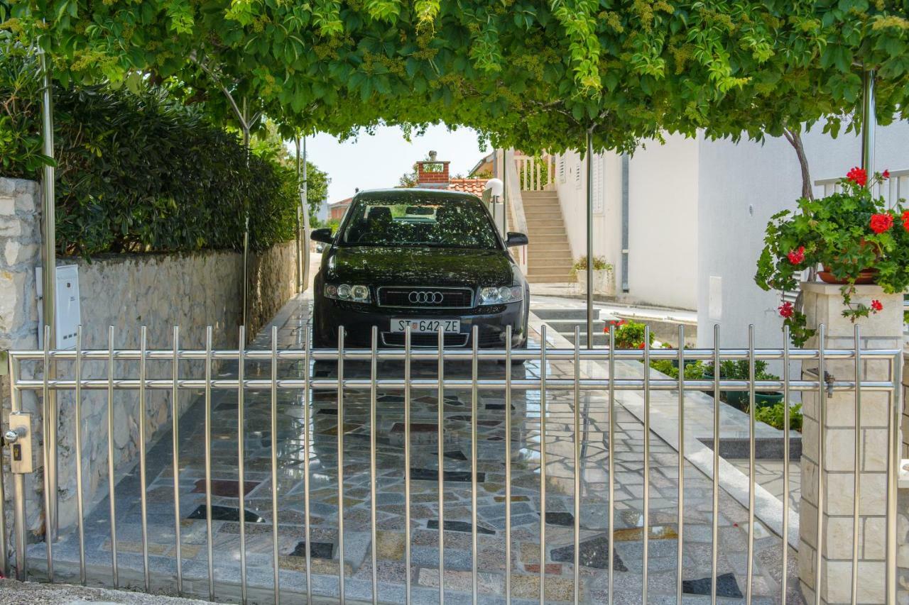 Apartments Klasan Trogir Luaran gambar