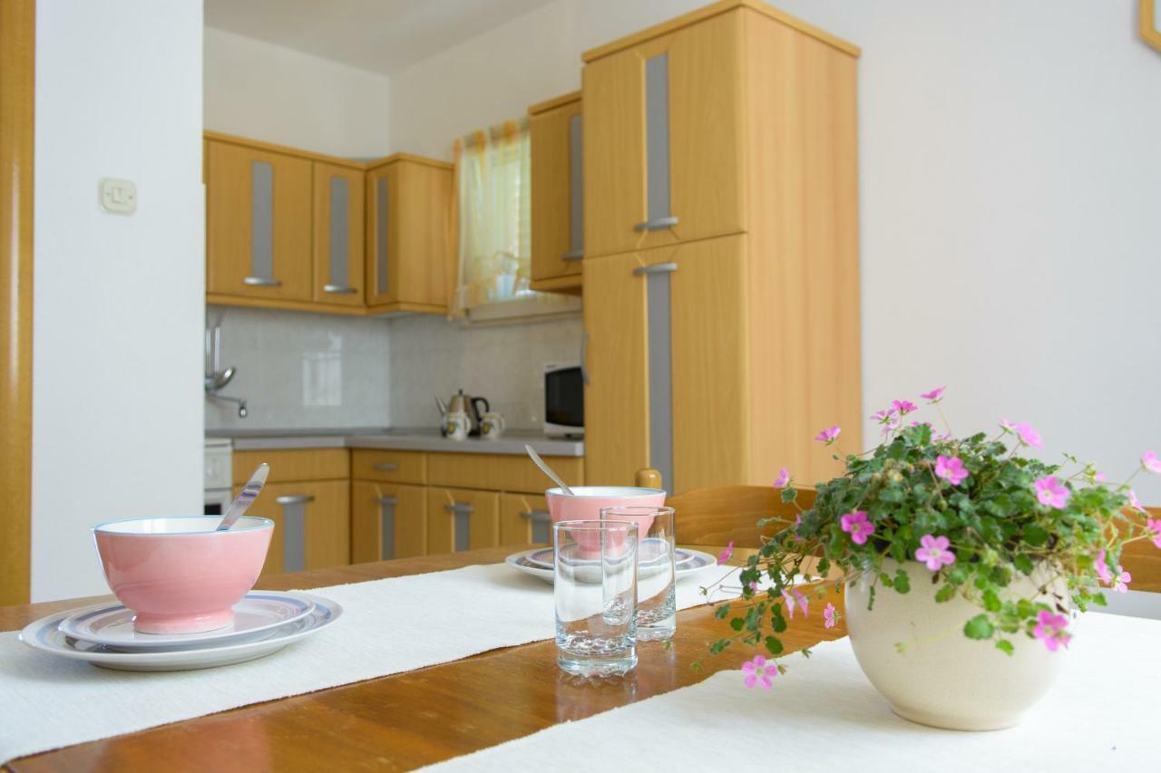 Apartments Klasan Trogir Luaran gambar